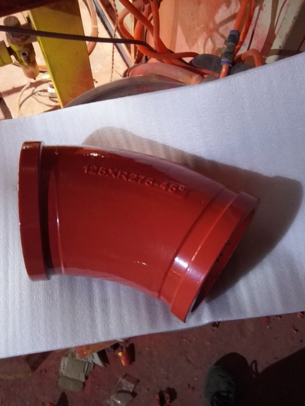 БУМ НАСОС ELBOW DN125 * R275 * 45D